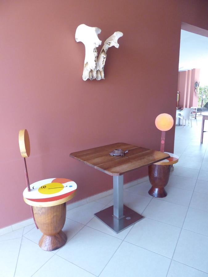 Leo'S Beach Hotel - Adults Only Brufut Luaran gambar
