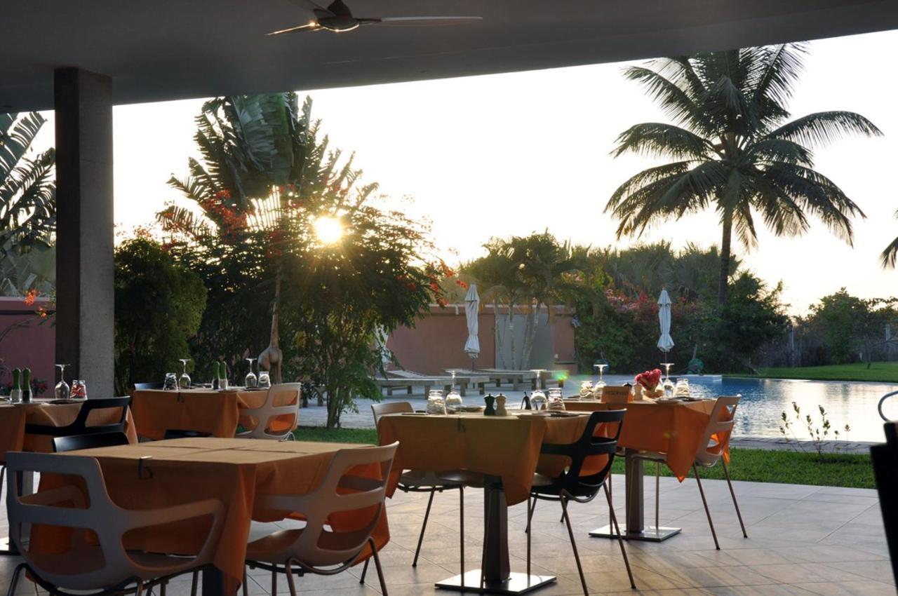 Leo'S Beach Hotel - Adults Only Brufut Luaran gambar